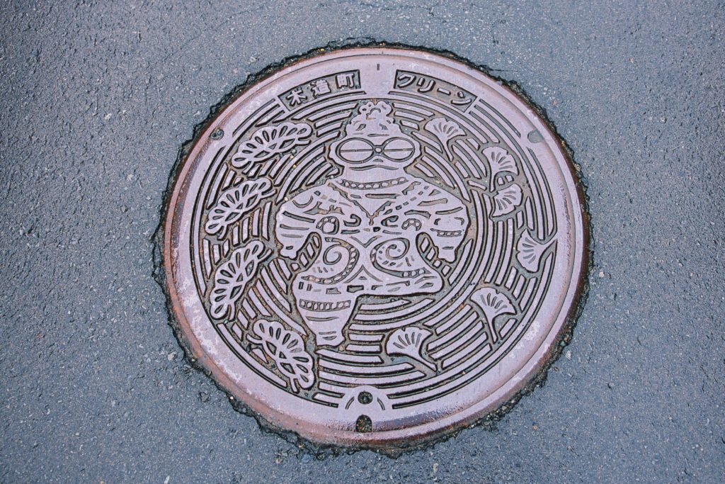 Shako-chan Manhole Cover
